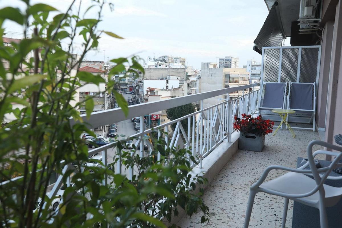 Leoforos 28Is Oktovriou Apartment Солун Екстериор снимка