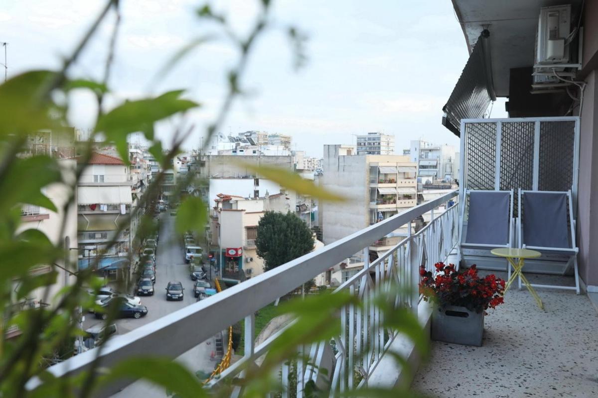 Leoforos 28Is Oktovriou Apartment Солун Екстериор снимка